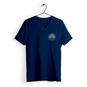 T-shirt Femme Col V Love is Love
